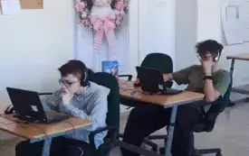 1000008975