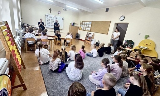 Zdjęcie do Razem o bezpieczeństwie- spotkanie z policją 